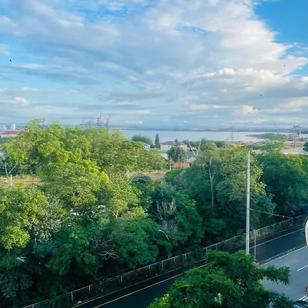 морски изглед Apartament *